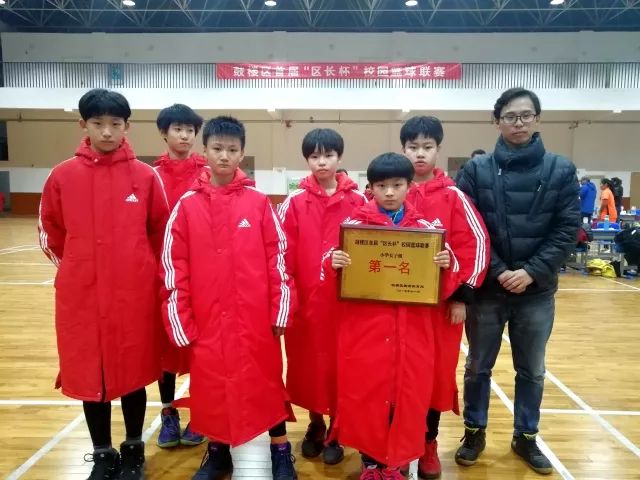 全国篮球小学生冠军_小学第一届篮球赛冠军_2019小学篮球比赛