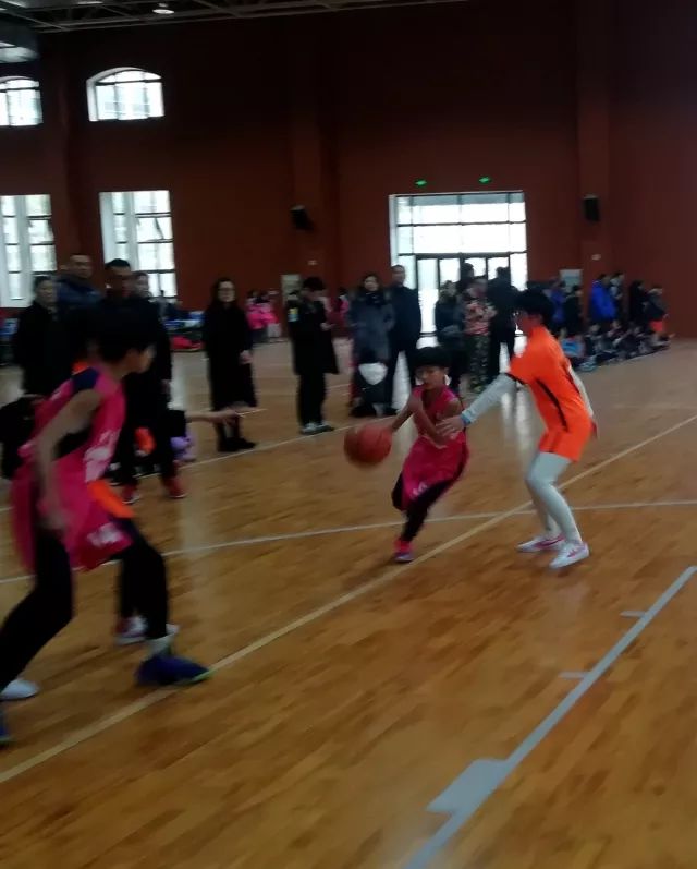 全国篮球小学生冠军_小学第一届篮球赛冠军_2019小学篮球比赛