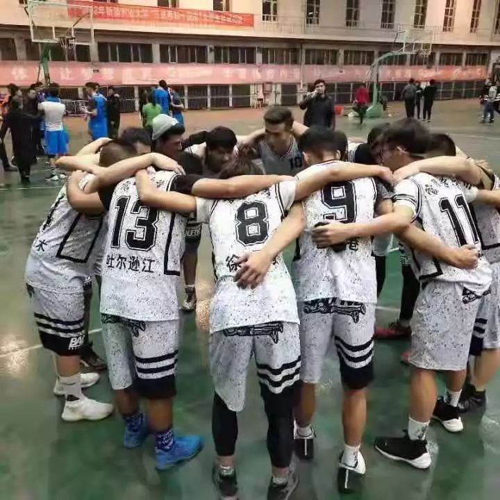 烟台大学男篮_烟台大学篮球比赛_烟台大学学生篮球赛冠军