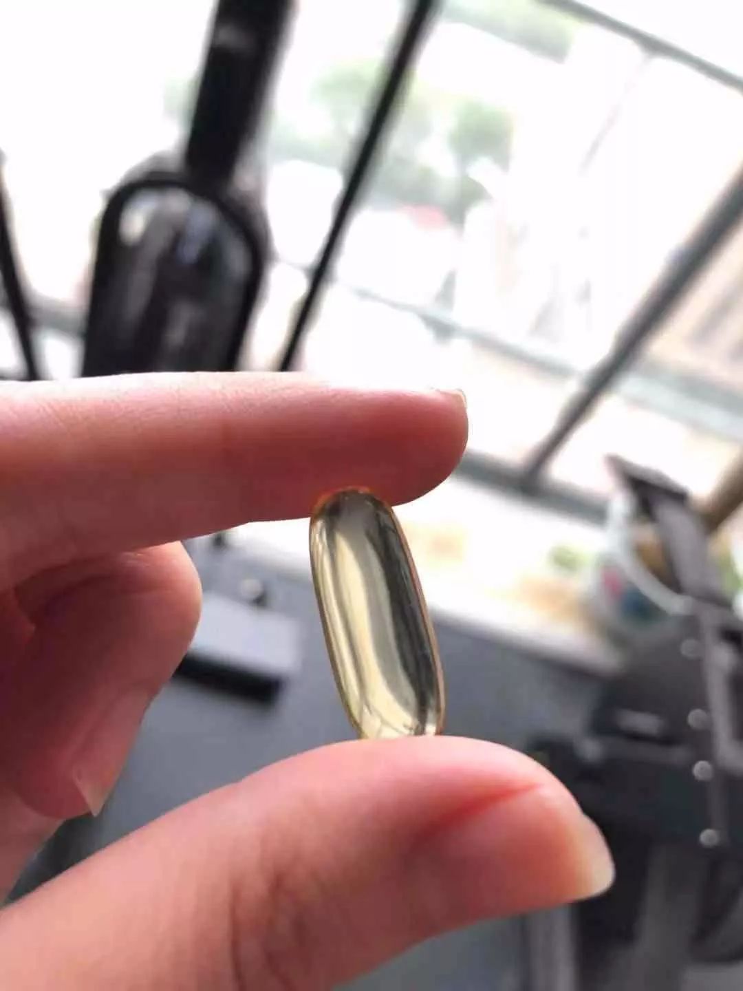 健身房隔断造型_健身房私教隔断_健身房私教区隔断