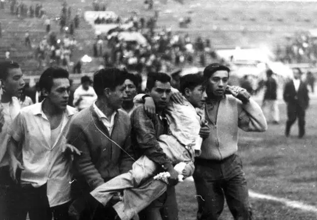 足球历史上的死亡事件_足球意外死亡事件_足球死亡人数