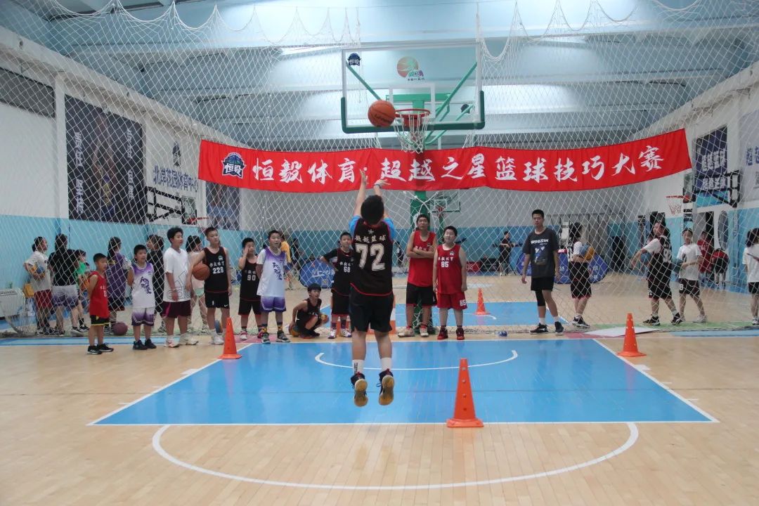 青少年该怎么练篮球技巧_青少年篮球训练的身体训练_篮球青少年练技巧该注意什么